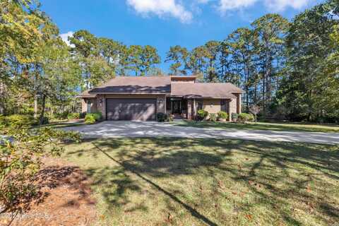 6 Mashie Court SW, Calabash, NC 28467