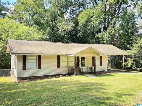 103 BEECHWOOD AVENUE, HUEYTOWN, AL 35023