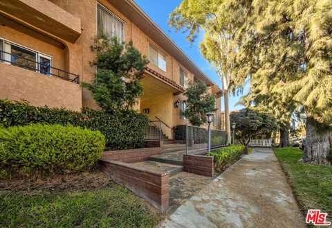 12940 Riverside Dr, Sherman Oaks, CA 91423