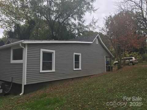 605 N Mcfarland Street N, Gastonia, NC 28054