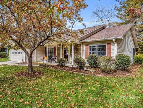 787 W Saint Johns Way, Hendersonville, NC 28791