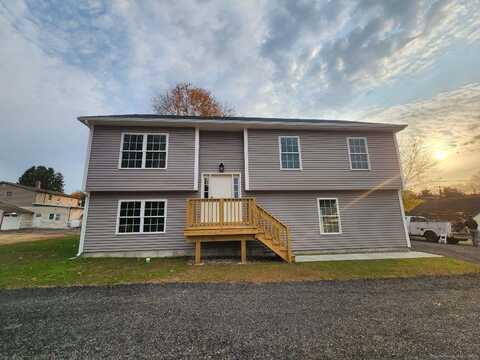 15 Charles Street, Griswold, CT 06351