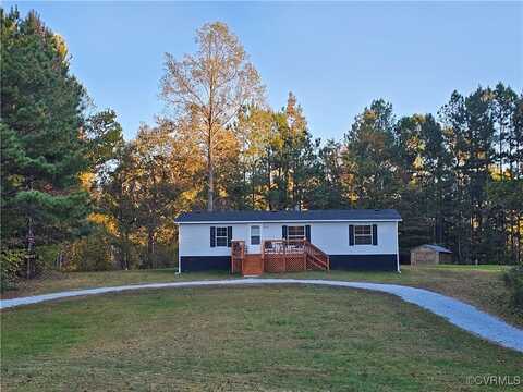 125 Lone Pine Road, Nottoway, VA 23930