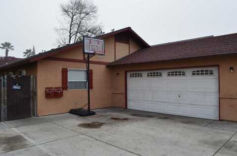 630 Thorne Avenue N, Fresno, CA 93728