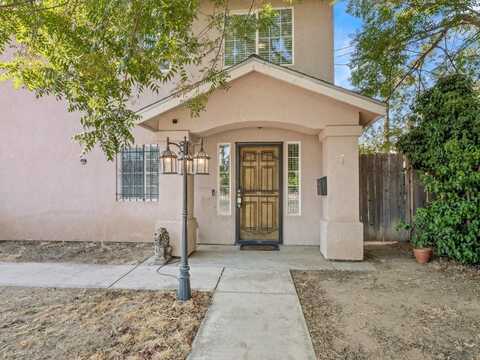 943 Tulare Street, Fresno, CA 93706