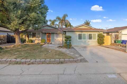 289 Holly Street, Woodlake, CA 93286