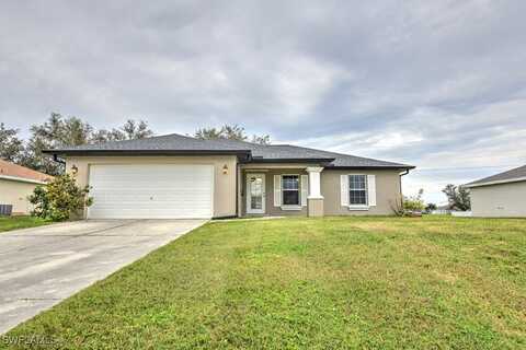 2125 NE 8th Place, Cape Coral, FL 33909