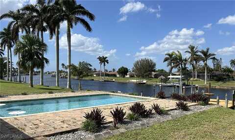 1217 SE 43rd Terrace, Cape Coral, FL 33904