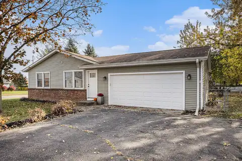 1529 Woodland Drive, Portage, MI 49024