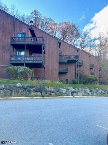 2 Red Lodge Dr UNIT 3, Vernon, NJ 07462