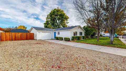 7 S Borup Ave, Middleton, ID 83644