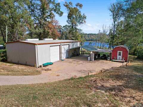 522 N Lake Dr., Gladewater, TX 75647