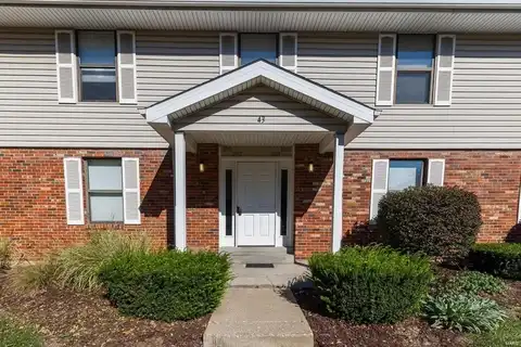 1905 High Sun Drive, Florissant, MO 63031