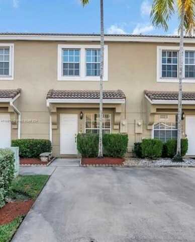 748 SW 122nd Ter, Pembroke Pines, FL 33025