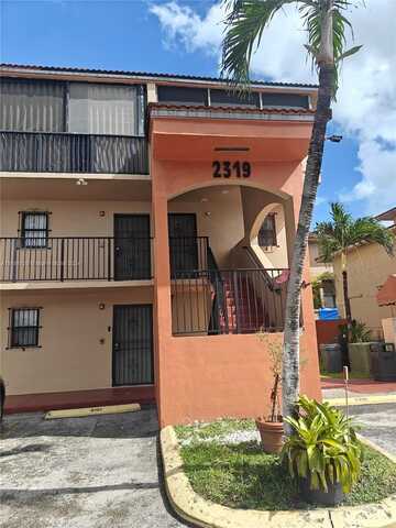 2319 W 60th St, Hialeah, FL 33016