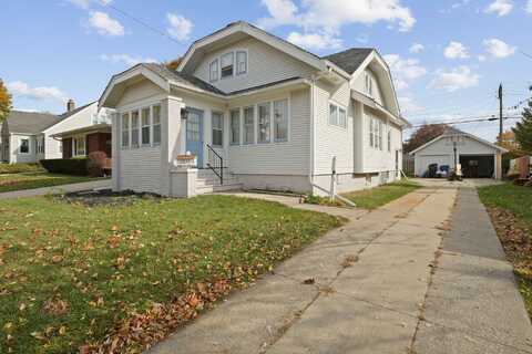 1013 Illinois St, Racine, WI 53405