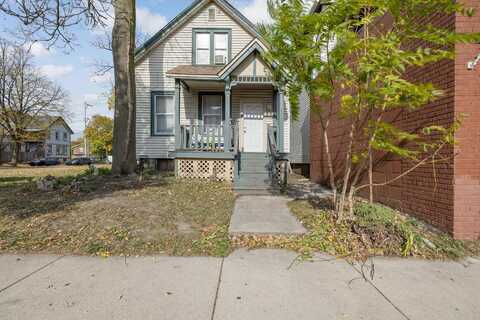 1826 W State St, Milwaukee, WI 53233