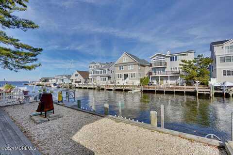 256 Ocean Bay Boulevard, Lavallette, NJ 08735