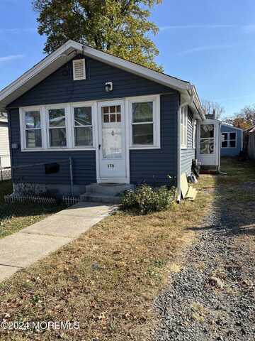 178 Hilltop Boulevard, Keyport, NJ 07735