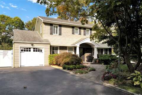 1 Arjay Lane, Commack, NY 11725