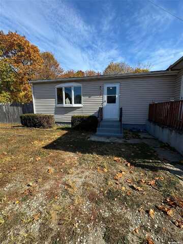 180 E Suffolk Avenue, Central Islip, NY 11722