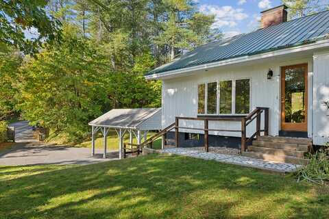 137 Bow Street, Freeport, ME 04032