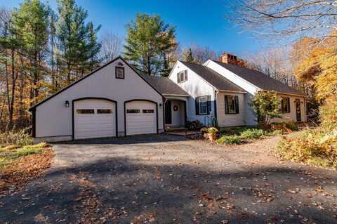 34 Gilbert Drive, Manchester, ME 04351