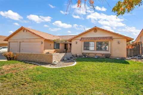 15631 Via Cartagena, Hesperia, CA 92345