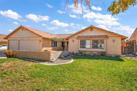 15631 Via Cartagena, Hesperia, CA 92345