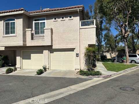 8215 E White Oak, Orange, CA 92869