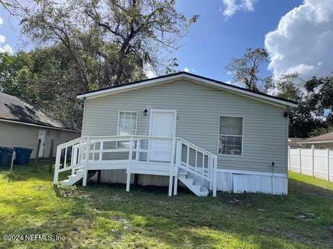 9230 7TH Avenue, Jacksonville, FL 32208