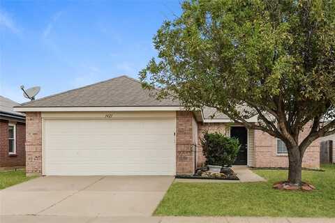 1421 Castle Ridge Road, Fort Worth, TX 76140