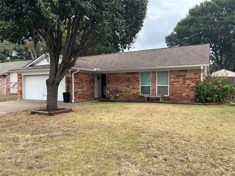 2609 N Casa Blanca Court, Arlington, TX 76015