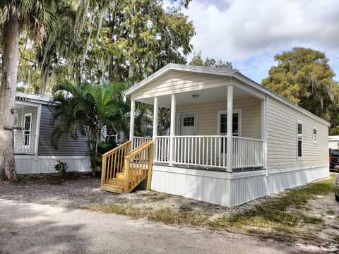 516 SE 4TH ST., Okeechobee, FL 34974