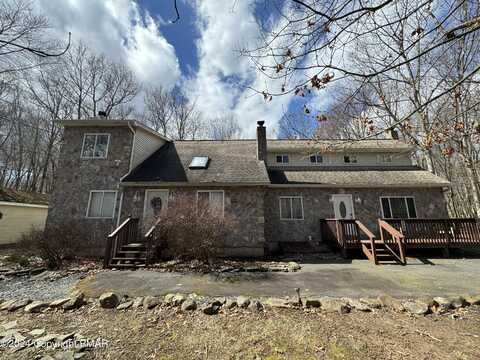 358 Towamensing Trail, Albrightsville, PA 18210