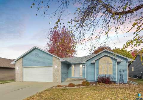 2000 E 63rd St, Sioux Falls, SD 57108