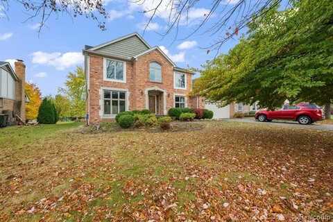 66 STONETREE Circle, Rochester Hills, MI 48309