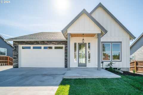 650 W 10TH ST, La Center, WA 98629