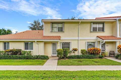 6372 Boca Circle, Boca Raton, FL 33433