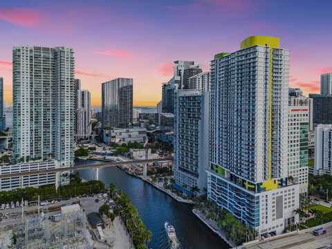 690 SW 1st Court, Miami, FL 33130