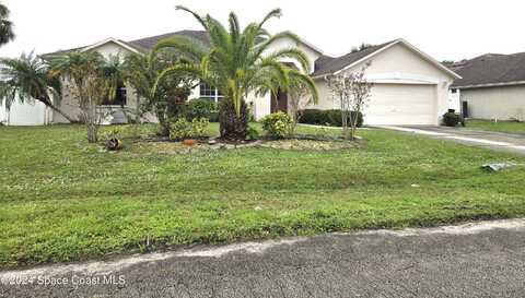 556 Bernardo Avenue NE, Palm Bay, FL 32907