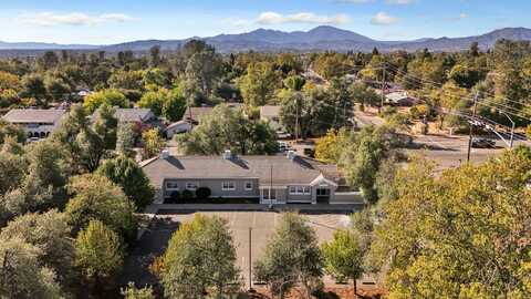 2021 Victor Avenue, Redding, CA 96002