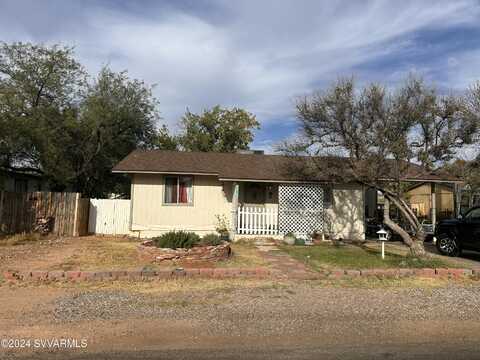 2515 S Kadomoto Drive, Cornville, AZ 86325