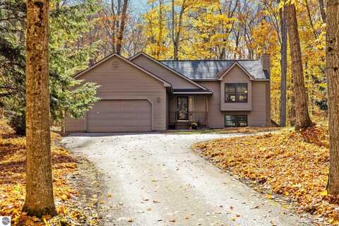 3120 E Partridge Court, Traverse City, MI 49684