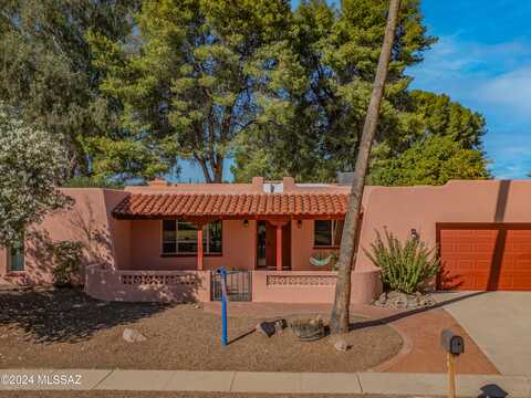 1161 N Paseo Del Cervato, Green Valley, AZ 85614