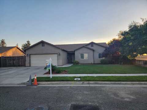 3005 Elsinore Street, Tulare, CA 93274