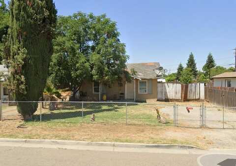 1596 E Alpine Avenue, Tulare, CA 93274