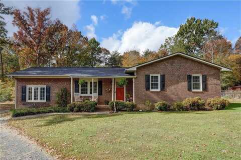 206 Dogwood Road, Stoneville, NC 27048