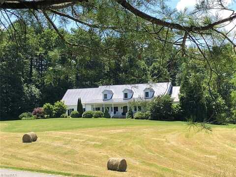 183 Hurricane Ridge Road, Meadows of Dan, VA 24120