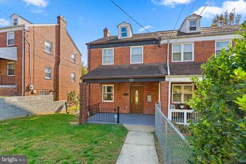 3921 AMES STREET NE, WASHINGTON, DC 20019